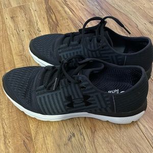 NWT Under Armour Speedform Gemini 3